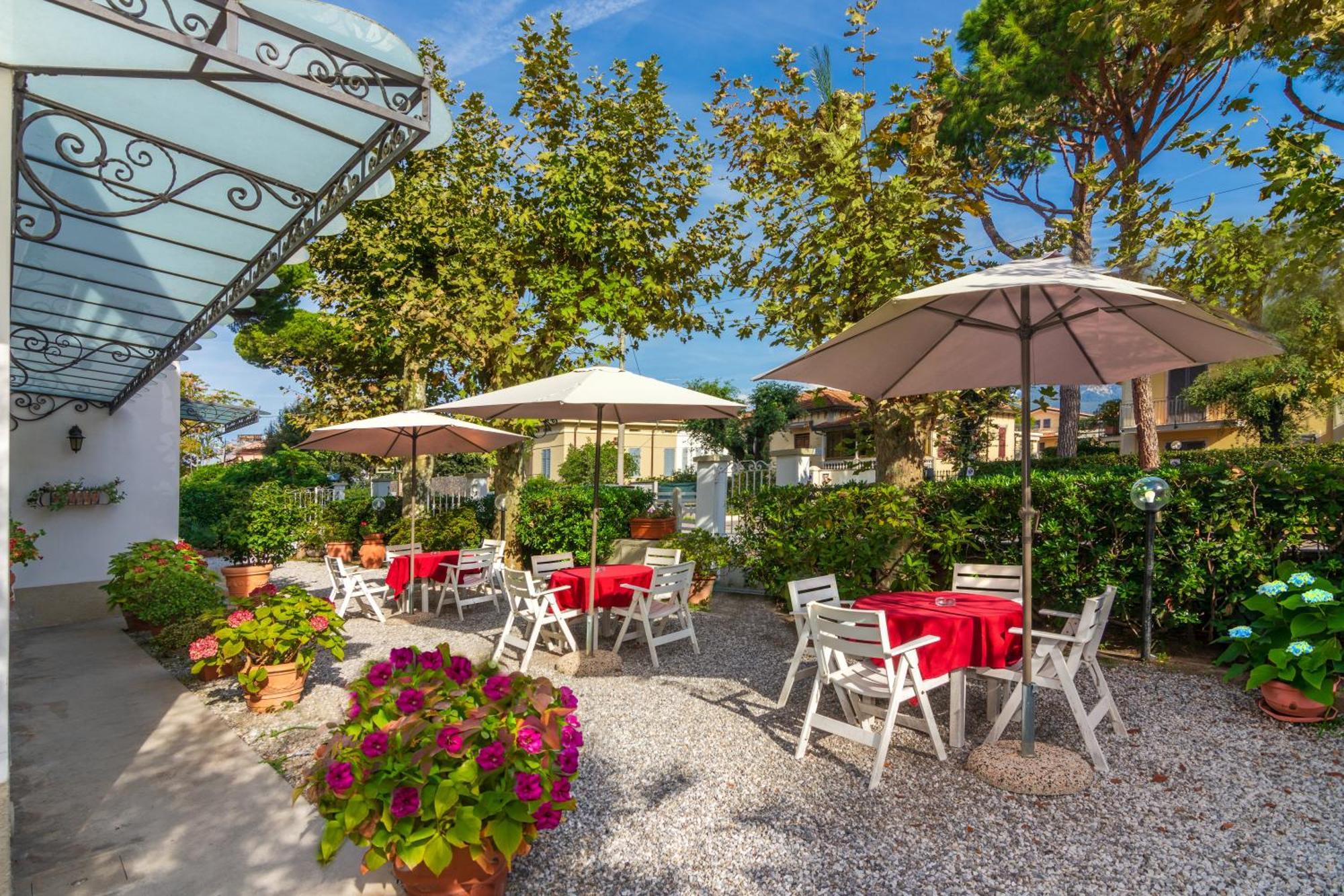 Hotel Eura Marina di Massa Dış mekan fotoğraf