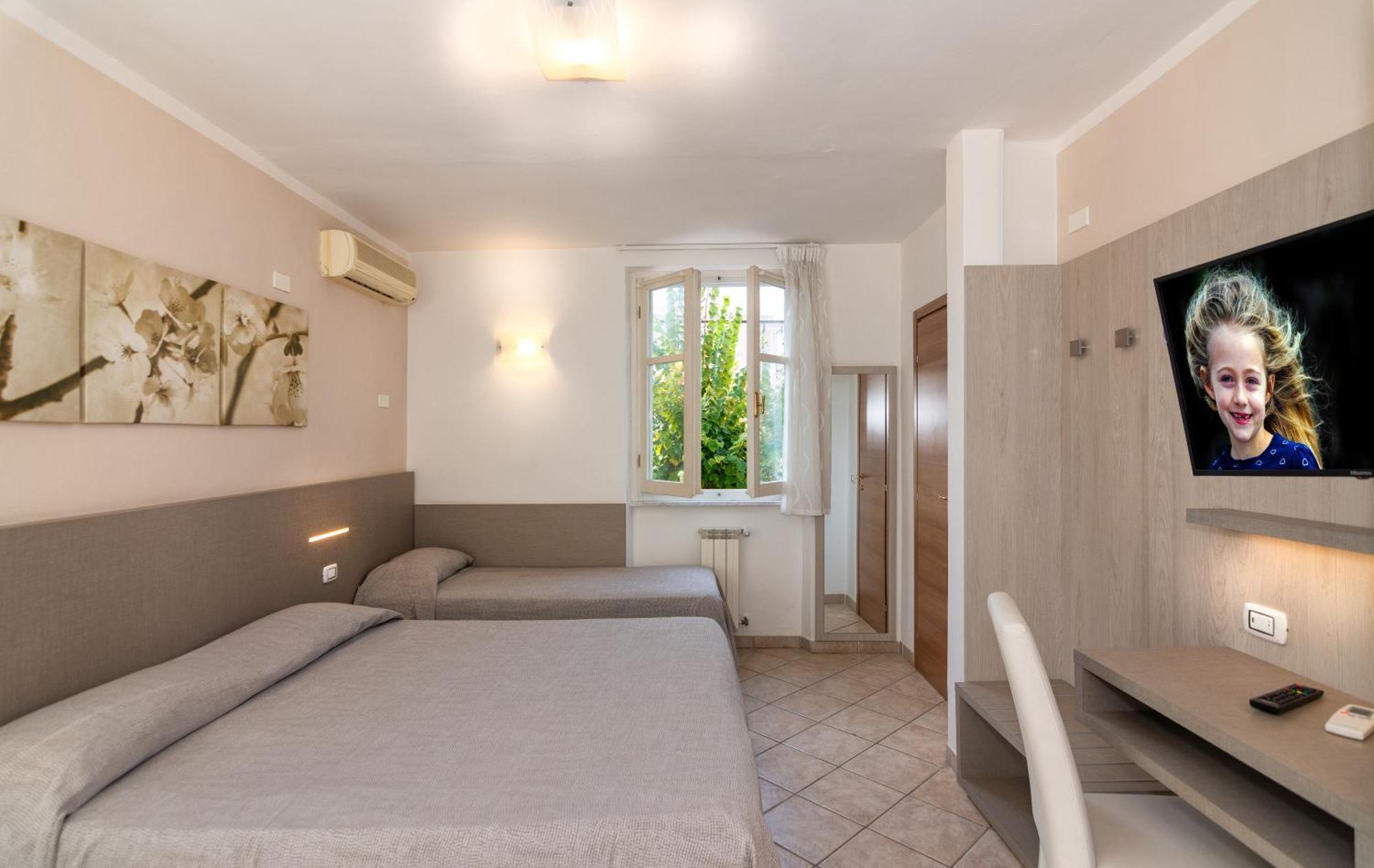 Hotel Eura Marina di Massa Dış mekan fotoğraf