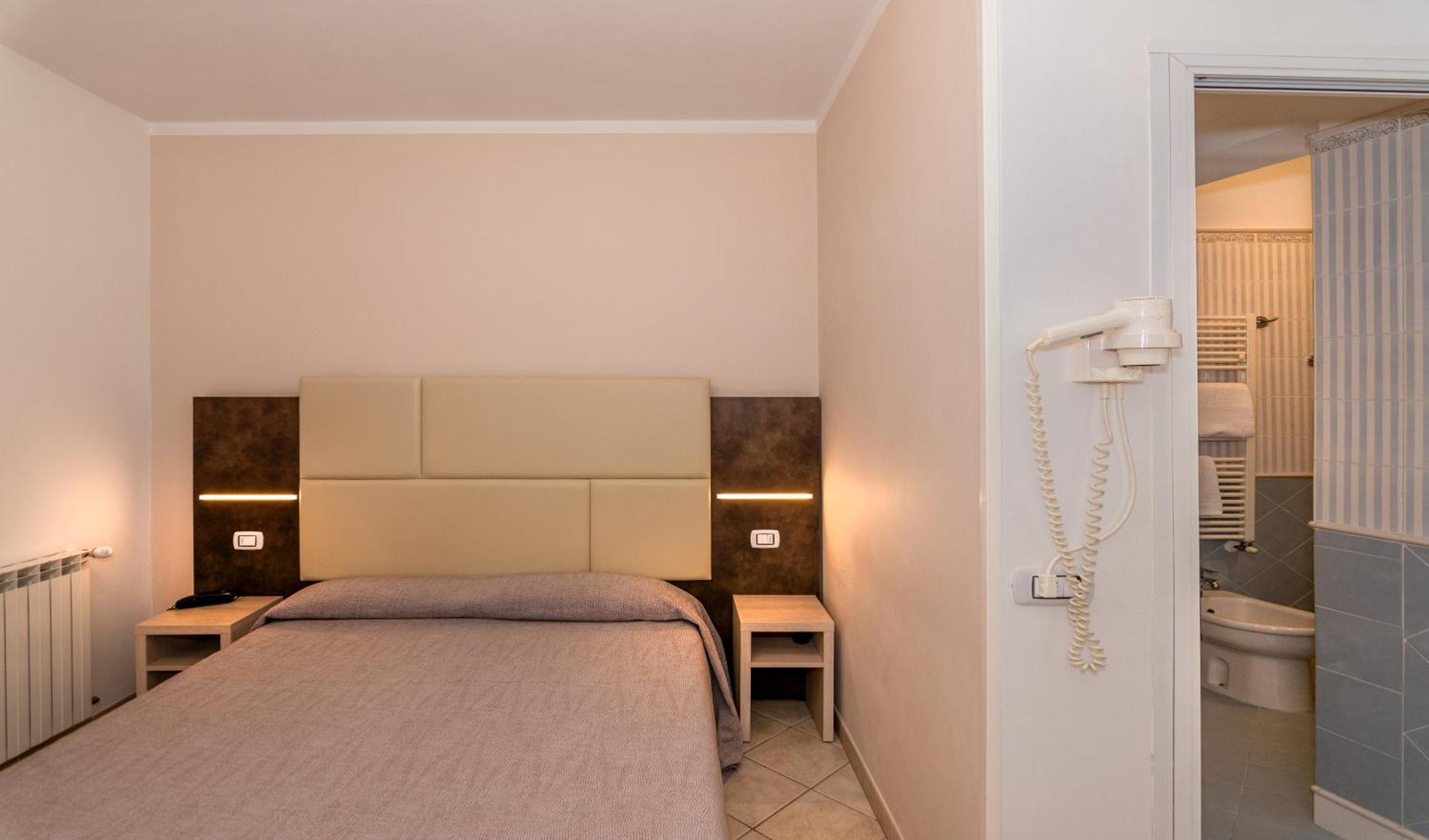 Hotel Eura Marina di Massa Dış mekan fotoğraf