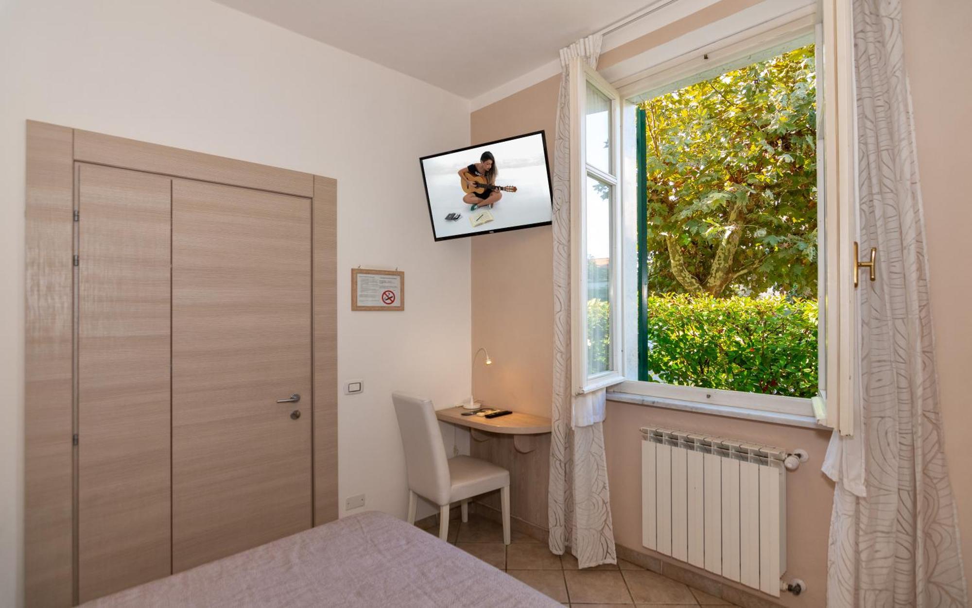 Hotel Eura Marina di Massa Dış mekan fotoğraf