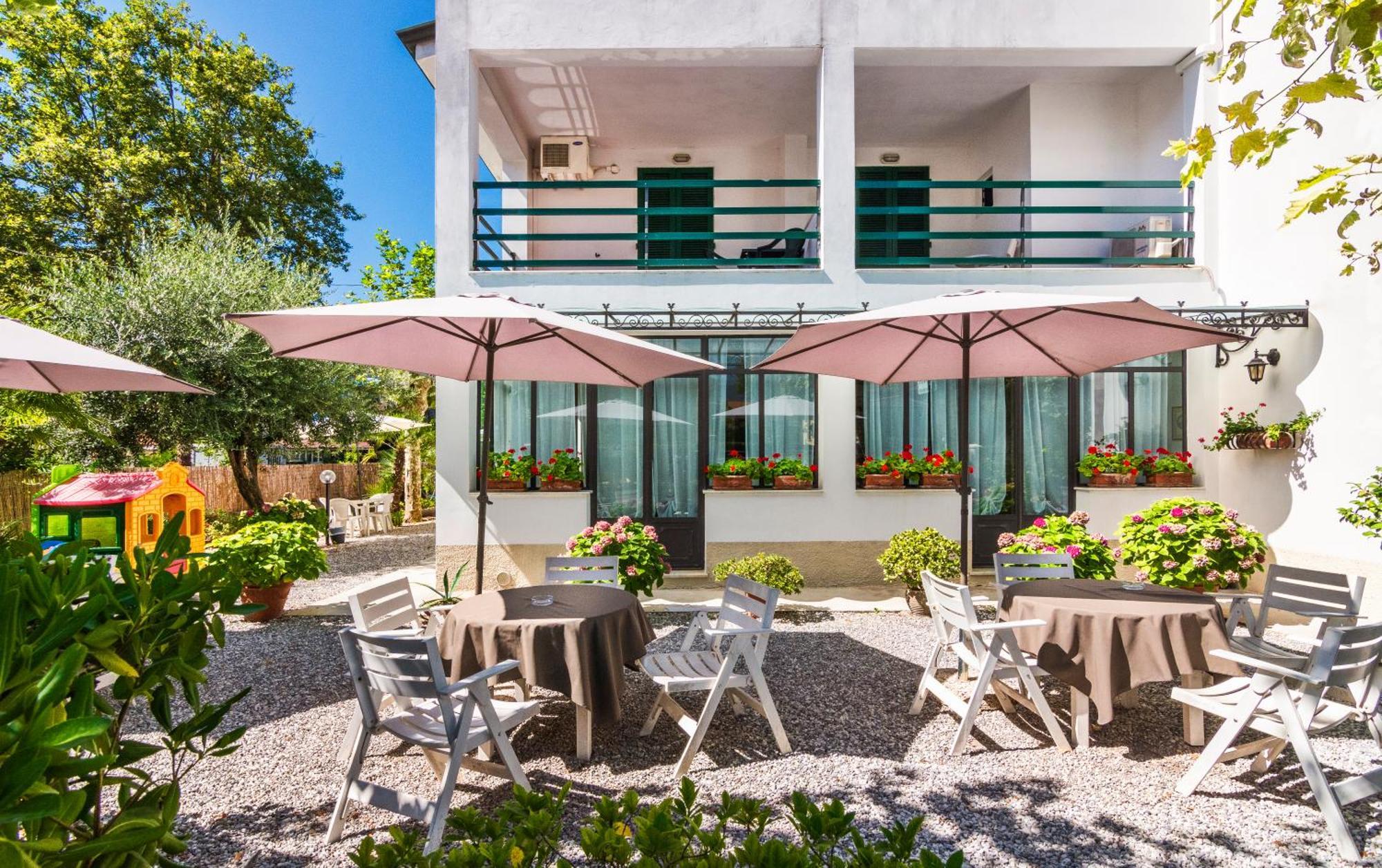 Hotel Eura Marina di Massa Dış mekan fotoğraf