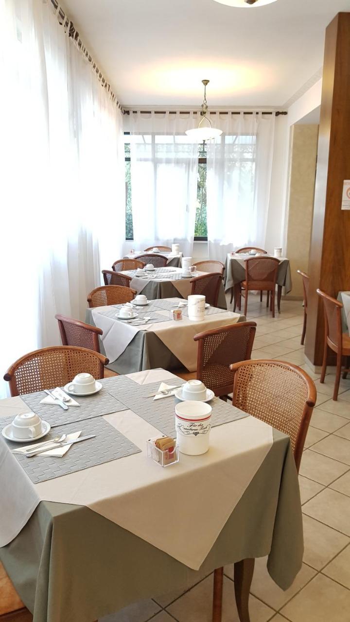 Hotel Eura Marina di Massa Dış mekan fotoğraf